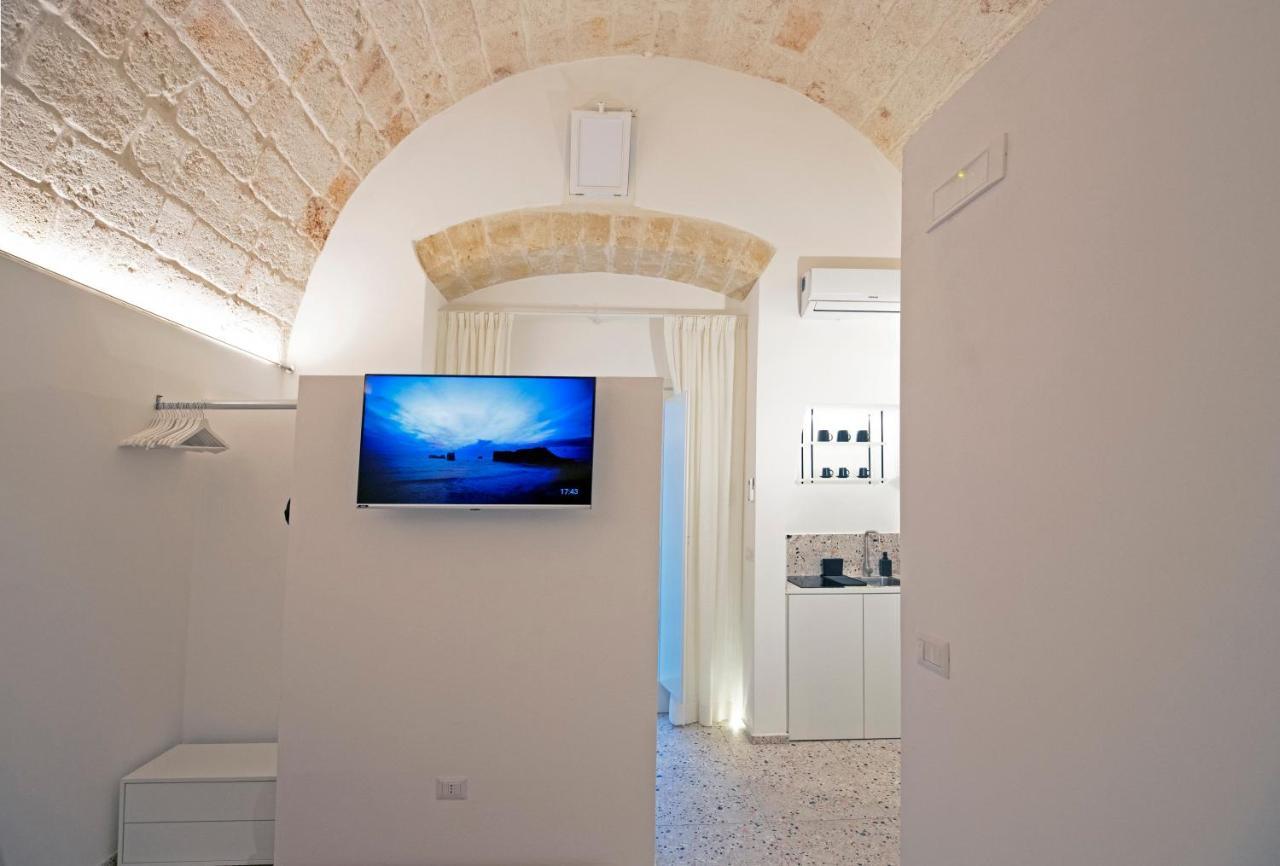 Отель La Casa Di Benedetta Полиньяно-а-Маре Экстерьер фото